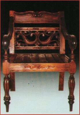 Denpasar Chair